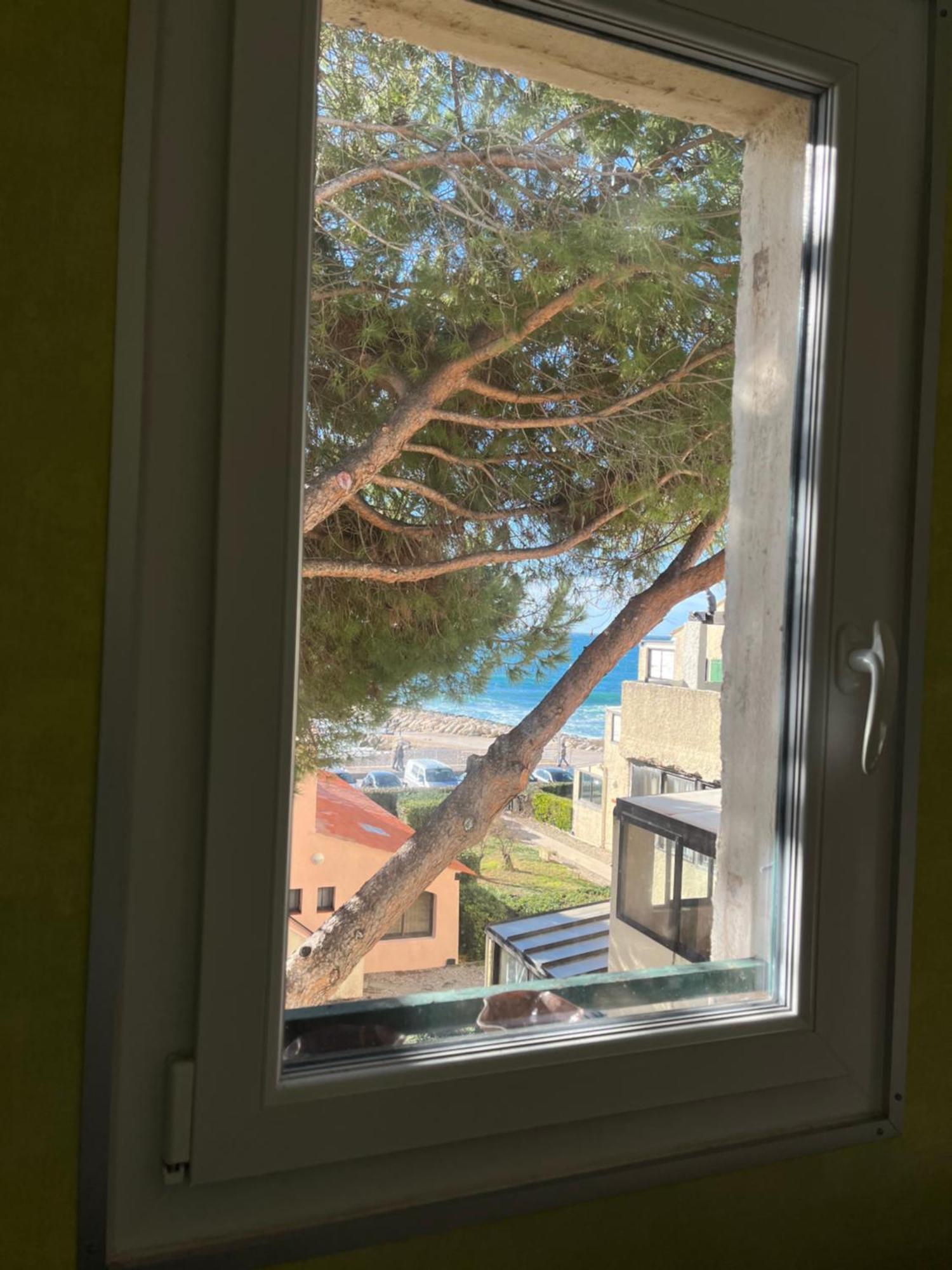 Le Bruit Des Vagues En Dormant Apartment Sausset-les-Pins Exterior photo